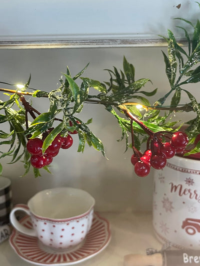 Christmas Garland with Lights 5.9Ft Christmas Garland with Red Berries Green Holly Leaves Pre Lit Garland for Indoor Xmas Decoration